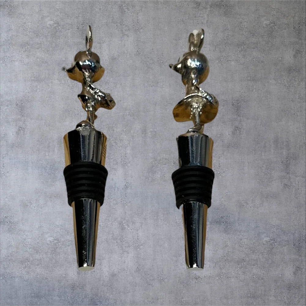 Disney Mickey and Minnie Mouse Silver Metal Wine Bottle Stoppers Set 2 Piece‎
